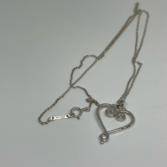 Tiffany & Co. Venezia Goldoni Heart Necklace - Picture 7 of 10
